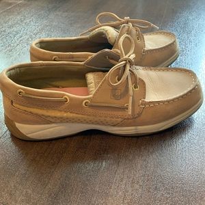 Tan & Gold Sperry’s size 8